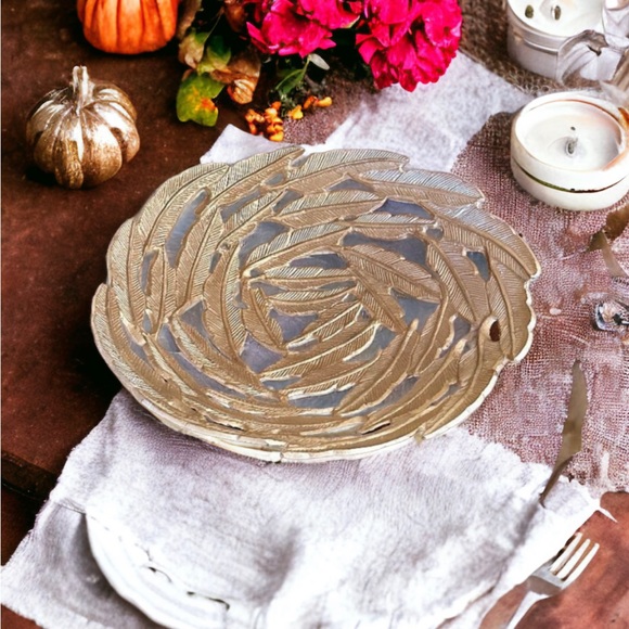Gorgeous Gold Metal Feather Motif Centerpiece-Bowl - Picture 3 of 16